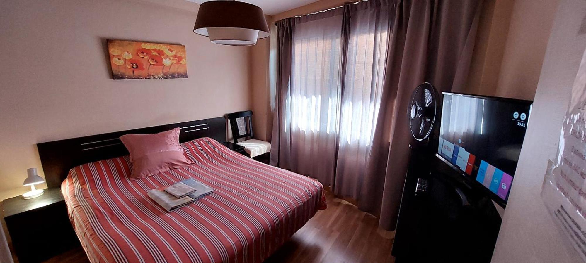 Apartamentos Con Patio Аліканте Екстер'єр фото