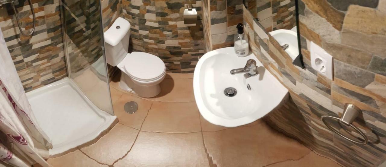 Apartamentos Con Patio Аліканте Екстер'єр фото